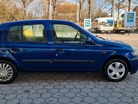 Gebraucht Renault Clio II 75 PS (55 kW) 2001 Blau Kleinwagen