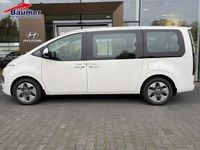 Gebraucht Hyundai Staria Trend 224 PS (164 kW) 2024 Creamy white Van / Kleinbus
