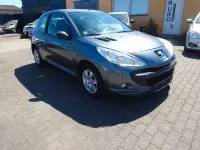 Gebraucht Peugeot 206 75 PS (55 kW) 2010 Grau Limousine