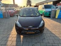 Gebraucht Ford Fiesta Trend 90 PS (66 kW) 2010 Silber Kleinwagen