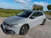 Gebraucht VW Golf VIII Life 150 PS (110 kW) 2024 Grau Limousine