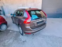 Gebraucht Volvo XC60 150 PS (110 kW) 2016 Braun SUV