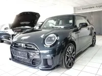 Używany Mini John Cooper Works 204 KM (150 kW) 2024 Szary Hatchback