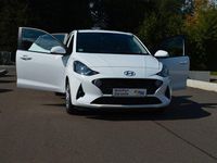 Gebraucht Hyundai i10 Select 67 PS (49 kW) 2022 Weiß Kleinwagen