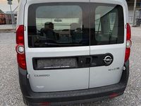 Gebraucht Opel Combo 105 PS (77 kW) 2015 Grau Van / Kleinbus