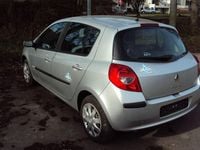 Gebraucht Renault Clio III Rip Curl 75 PS (55 kW) 2008 Silber Limousine