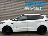 gebraucht Ford Kuga ST-Line*HAGEL*PANO*AHK*NAVI*4x4*WINTERPAKET