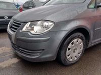 gebraucht VW Touran 1,6 Trendline Sitzheizung PDC Climatic