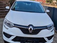 Gebraucht Renault Mégane IV Play 101 PS (74 kW) 2017 Weiß Limousine