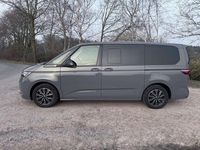 Gebraucht VW Multivan 150 PS (110 kW) 2024 Grau Van