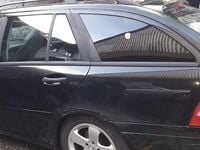 Gebraucht Mercedes C180 Elegance 143 PS (105 kW) 2003 Schwarz Kombi