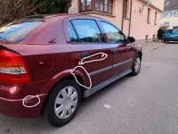 Używany Opel Astra 101 KM (74 kW) 2000 Czerwony Sedan/Limuzyna