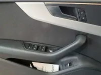 Gebraucht Audi A4 Advanced 163 PS (119 kW) 2021 Grau Limousine