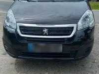Gebraucht Peugeot Partner Tepee 110 PS (80 kW) 2018 Schwarz Van / Kleinbus