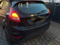 Gebraucht Ford Fiesta 82 PS (60 kW) 2011 Schwarz Kleinwagen