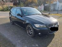 Używany BMW 320 184 KM (135 kW) 2012 Czarny Kombi