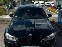 Gebraucht BMW 320 170 PS (125 kW) 2010 Schwarz Limousine