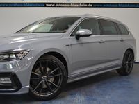 Gebraucht VW Passat Elegance 150 PS (110 kW) 2022 Grau Kombi