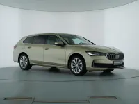 Gebraucht Skoda Superb Selection 150 PS (110 kW) 2024 Ice tea gelb metallic Kombi