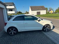Second-hand Audi A1 90 CP (66 kW) 2011 Alb Hatchback