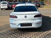 Gebraucht VW Arteon 150 PS (110 kW) 2019 Weiß Kleinwagen