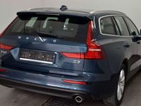 gebraucht Volvo V60 Momentum Pro,T.Leder,Navi,LED,Spurhalteassis
