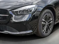 Gebraucht Mercedes B250e Progressive 163 PS (119 kW) 2025 Lack kosmosschwarz Kleinwagen