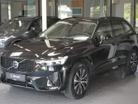 Gebraucht Volvo XC60 Plus 197 PS (144 kW) 2023 Onyx black / metallic SUV
