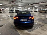 Second-hand Tesla Model 3 Performance 377 kW (513 CP) 2021 Albastru Berlinǎ