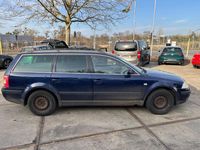 Second-hand VW Passat 116 CP (85 kW) 2003 Albastru Break