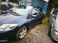 Gebraucht Toyota Auris 126 PS (92 kW) 2007 Blau Kleinwagen
