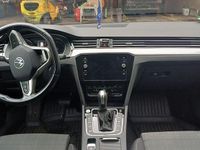 Gebraucht VW Passat Business 200 PS (147 kW) 2021 Pyritsilber metallic Kombi