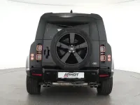 Gebraucht Land Rover Defender 525 PS (386 kW) 2023 Santorini black SUV