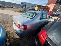 Second-hand VW Jetta 105 CP (77 kW) 2007 Argintiu Berlinǎ