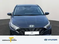 Gebraucht Hyundai i20 Trend 101 PS (74 kW) 2024 Grau Kleinwagen