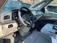 Neu VW Multivan Business 245 PS (180 kW) 2026 Fortanarot metallic Van