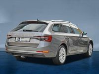 Gebraucht Skoda Superb Style 200 PS (147 kW) 2023 Graphitegrau metallic met. graphitegrau metallic met. Kombi