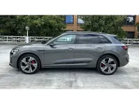 Gebraucht Audi Q8 e-tron 250 kW (340 PS) 2024 Chronosgrau metallic (metallic) SUV