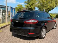 Gebraucht Ford Mondeo 140 PS (102 kW) 2012 Schwarz Kombi