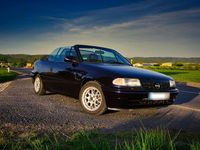 Gebraucht Opel Astra Cabriolet 70 PS (51 kW) 1994 Violet Cabrio