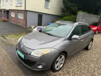 Gebraucht Renault Mégane Dynamique 106 PS (77 kW) 2010 Grau Limousine