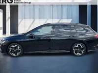 Gebraucht VW Golf VIII R-line 150 PS (110 kW) 2025 Schwarz Kombi