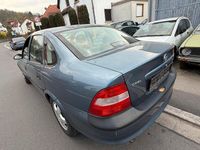 Gebraucht Opel Vectra 101 PS (74 kW) 1998 Silber Limousine