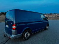 Second-hand VW Transporter 102 CP (75 kW) 2010 Albastru Van