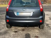 Gebraucht Ford Fiesta 59 PS (43 kW) 2008 Grau Kleinwagen