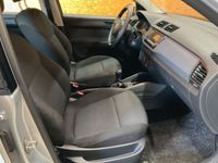 Gebraucht Skoda Fabia 60 PS (44 kW) 2015 Brilliantsilber Kleinwagen