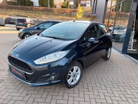 Gebraucht Ford Fiesta Celebration 101 PS (74 kW) 2017 Blau Kleinwagen