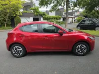 Gebraucht Mazda 2 75 PS (55 kW) 2015 Rot Kleinwagen