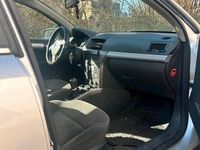 Gebraucht Opel Astra 125 PS (91 kW) 2004 Silber Kleinwagen