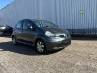 Gebraucht Toyota Aygo 68 PS (50 kW) 2005 Grau Kleinwagen